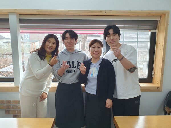 *아드님들이 매우 친절하고 정성을 다해주셔서 감동 받았음 *아드님들이 매우 친절하고 정성을 다해주셔서 감동 받았음