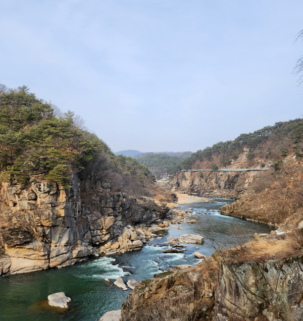 *유네스코에 등록된 주상절리 길 잔도 *유네스코에 등록된 주상절리 길 잔도