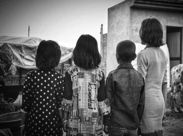 *최근 탈북민들의 국내 정착을 위해서 특별한 관심과 지원을 아끼지 않고 있다 *최근 탈북민들의 국내 정착을 위해서 특별한 관심과 지원을 아끼지 않고 있다