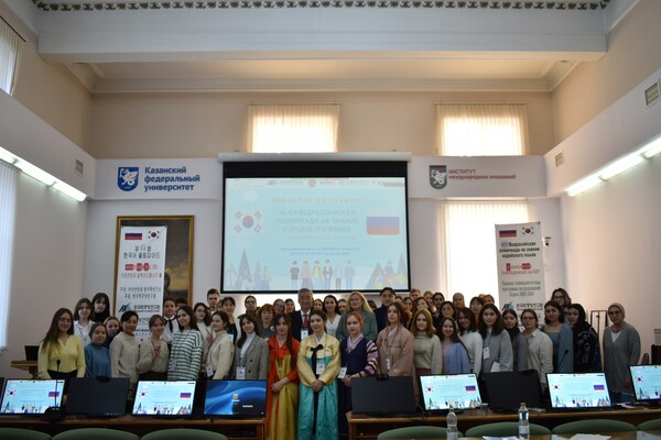 * 한국에서도 뜨거운 관심을 보이고 후원이 증가하고 있는 '한국어 올림피아드 대회'이다.