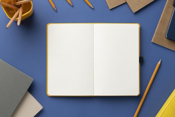 *독서와 글쓰기는 행복하기 위한 연습 패턴이다. *독서와 글쓰기는 행복하기 위한 연습 패턴이다.