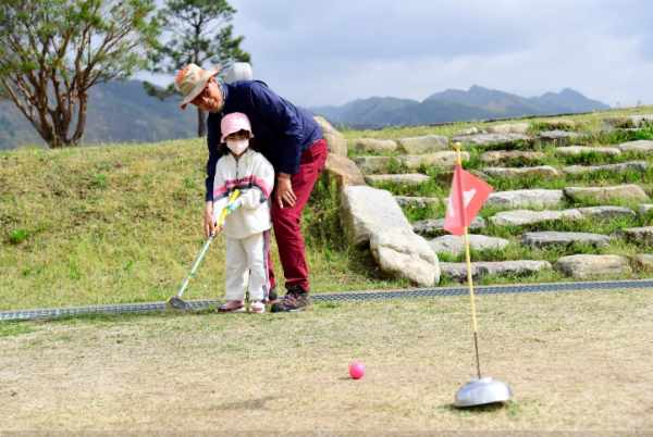 난달 시작된 화천군 어린이 파크골프 교실
