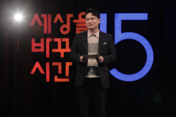 //www.youtube.com/watch?v=WJRMA_OU7HQ 질문으로 나를 깨우다 : 왜 ‘질문’이 중요할까요? *우리 모두 오늘 당장 ‘좋은 질문’을 서로에게 던져 보는 건 어떠실까요?