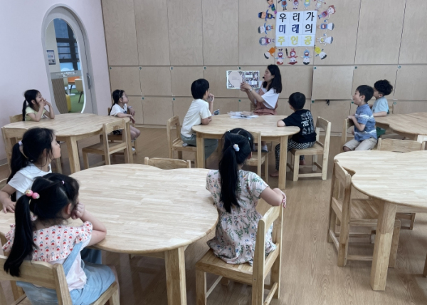 인천서부교육지원청, 서구도서관과 '찾아오는 그림책 문해력 프로그램' 운영