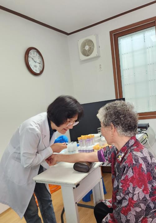 청도군 의료취약계층을 위한‘찾아가는 행복병원’운영