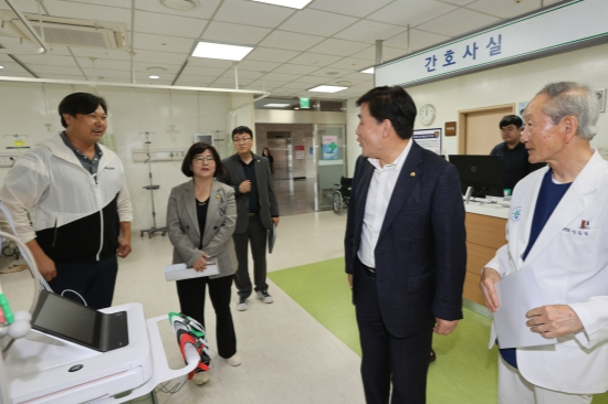 문경복 옹진군수, 백령병원 방문 의료진 격려