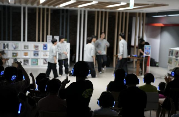 사일런트 공존 공연 사진