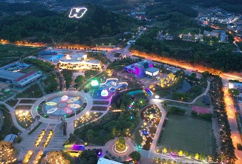 함평천지길 맨발路·엑스포 야간경관·자동차극장 풍성