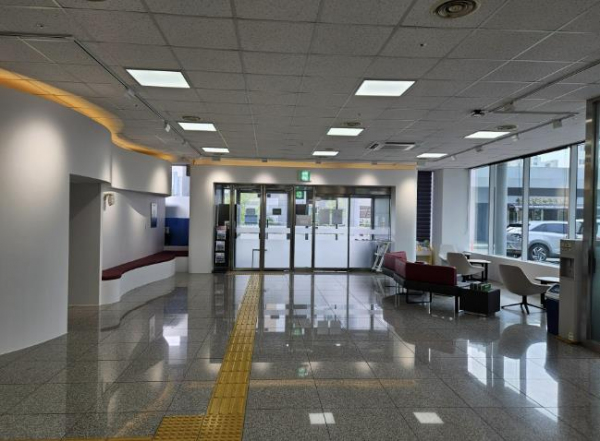 속초시립도서관 리모델링 공사 마무리…다시 시민 곁으로