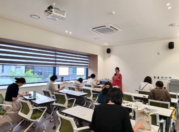 서학예술마을도서관, ‘바바라 인형 만들기’ 프로그램