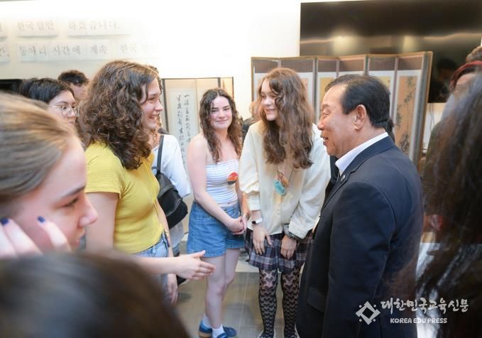 최민호 시장 콘코디아 한국어마을 방문