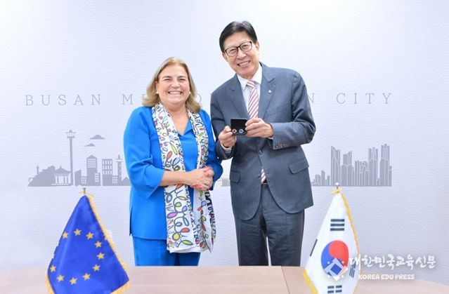 박형준 부산시장, 주한 유럽연합(EU)대사 접견