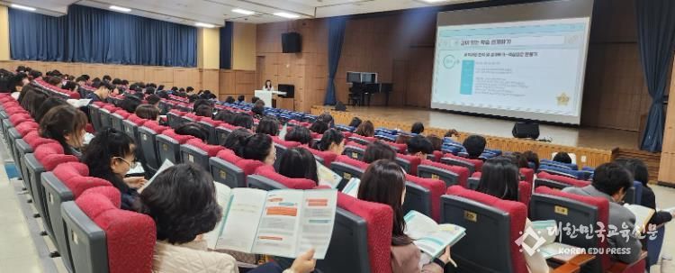 인천광역시교육청, ‘깊이 있는 학습, 질문하는 수업’ 역량 강화 연수로 학교 현장 지원
