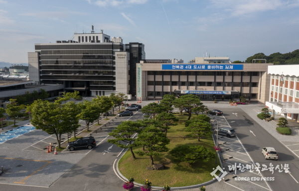 김제시학교밖청소년지원센터 2025년 학교 밖 청소년 사업 설명회 및 꿈드림 개강식 개최